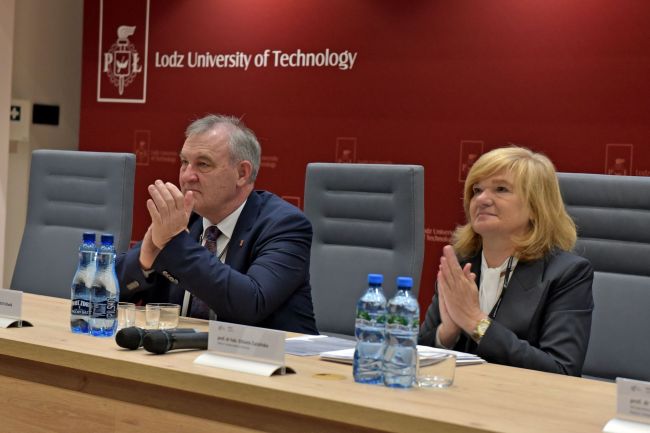 the rector of the Lodz University, prof. Elżbieta Żądzińska and the rector of  the Lodz University of Technology, prof. Krzysztof Jóźwik