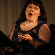 Beata Zawadzka-Kłos – sopran, Katarzyna Kling – fortepian