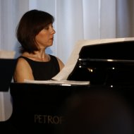 Henryka Trzonek – skrzypce, Katarzyna Glensk - fortepian 