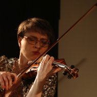Olga Maroszek - kontralt, Patrycja Szymańska - skrzypce, Julia Laskowska - fortepian