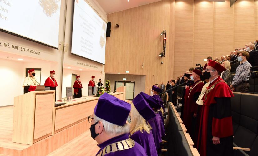 The inauguration of the academic year took place for the first time in the new auditorium of prof. Tadeusz Paryjczak in the Alchemium building