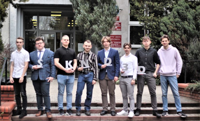 Founding members of the SKN Druku 3D, fot. by Wiktor Przybyła, TUL Klub Fotograficzny 