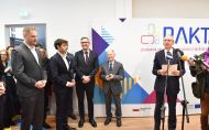 Invited guests: representatives of the authorities at the opening of the first PAKT laboratory in Poland