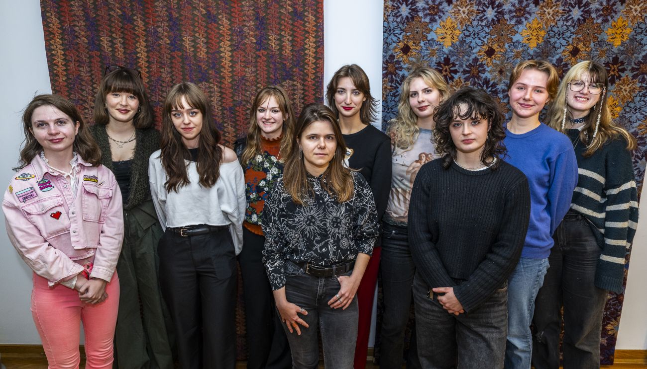 Young Minds Bright Future - SKN Włókno / SKN Designer