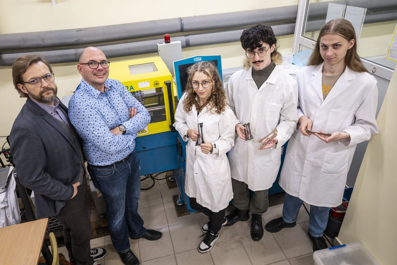 Young Minds Bright Future - SKN ECOresearch