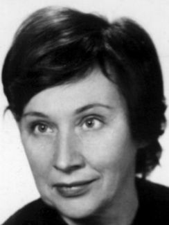 Czarno-białe zdjęcie portretowe: prof. dr hab. Danuta Czakis-Sulikowska