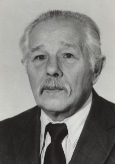 Zdjęcie portretowe: Henryk Błasiński