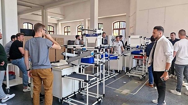 The workshop in the test laboratory FAURECIA IFE TUL was run by mgr inż. Klaudia Hillebrandt-Szymańska, photo by: Anna Gryszkiewicz