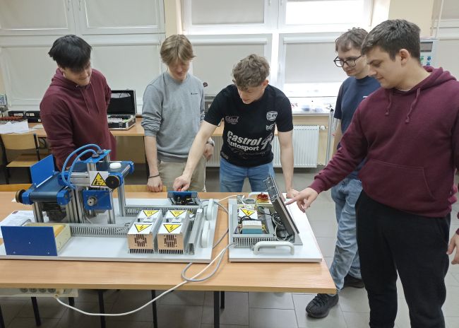 Laboratorium automatyki - Wydział Mechaniczny