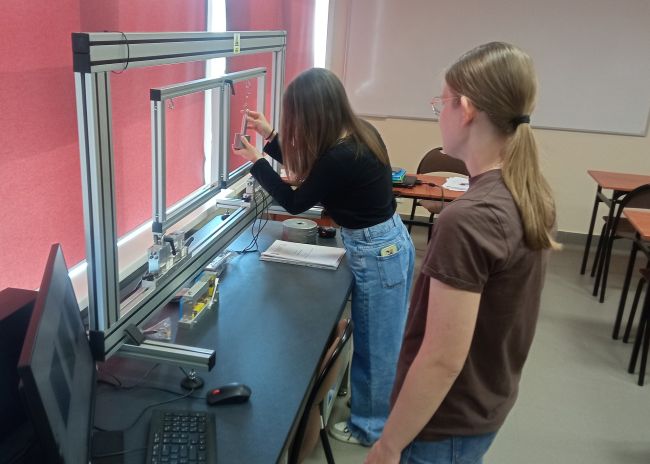 Laboratorium mechaniki - Wydział Mechaniczny