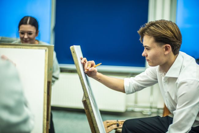 Pracownie rysunku odręcznego i malarstwa