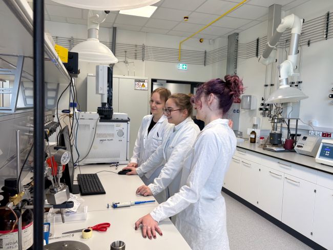 Laboratorium Nowoczesnych Procesów Katalitycznych 