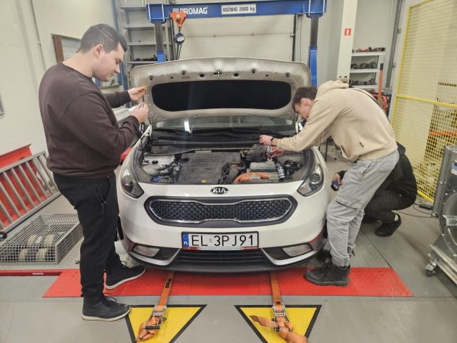 Laboratorium Podstawowych Umiejętności Inżynierskich 
