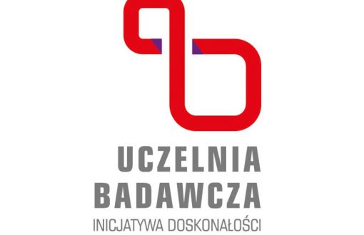 logotyp: czerwony znak graficzny oraz szary napis w 4 rzędach: uczelnia badawcza - inicjatywa doskonałości.