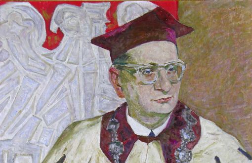 Obraz olejny. Portret piątego rektora PŁ. prof. Jerzego Wernera, który pozuje w todze i łańcuchu.