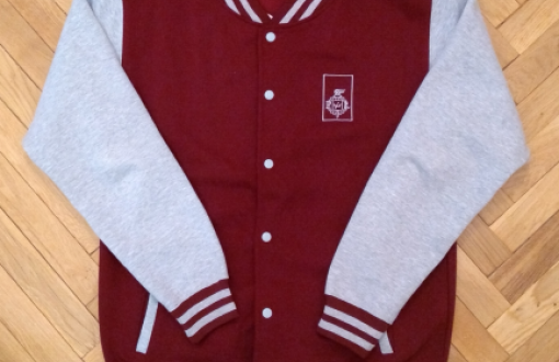 Unbuttoned sweatshirt in maroon with grey sleeves and small elements in this colour. Embroidery with the TUL logo on the neck.
