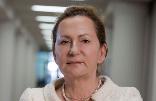 prof. Katarzyna Grabowska - zdjęcie portretowe