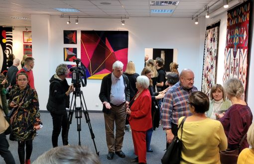 Na wernisażu wystawy Relacje w Galerii Biblio-Art w PŁ, fot. Jacek Szabela