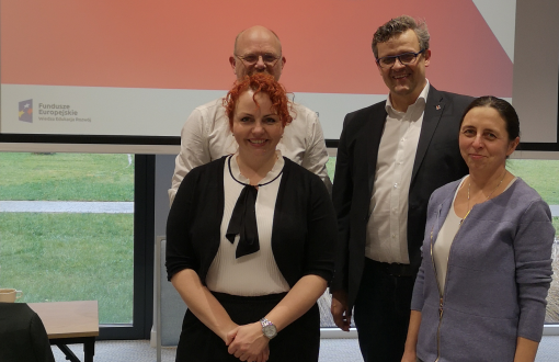 The training participants from TUL with a lecturer from the University of Groningen