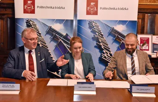 From the left: prof. Krzysztof Jóźwik, Dominika Gibka and Tomasz Kapela