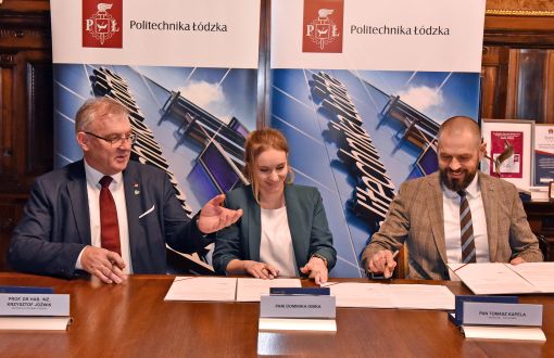 From the left: prof. Krzysztof Jóźwik, Dominika Gibka and Tomasz Kapela