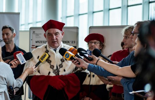 Rector Professor Krzysztof Jóźwik, gave a number of interviews on the day of the inauguration of the new academic year