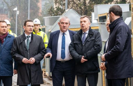 Minister nauki Dariusz Wieczorek obejrzał budowę Alchemium