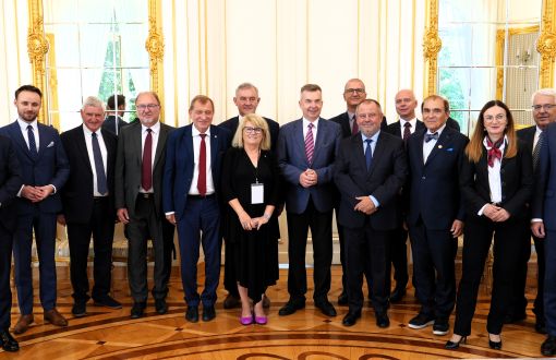 Uczestnicy podpisania umowy Poland in Silicon Valley Center, fot. Jarosław Skrzeczkowski/UW