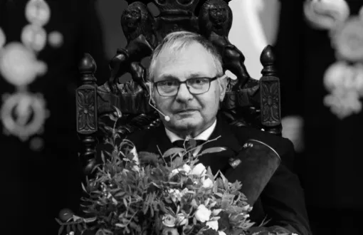 prof. Andrzej Napieralski podczas otrzymania dr h.c. UM w Gdynii, fot. UM