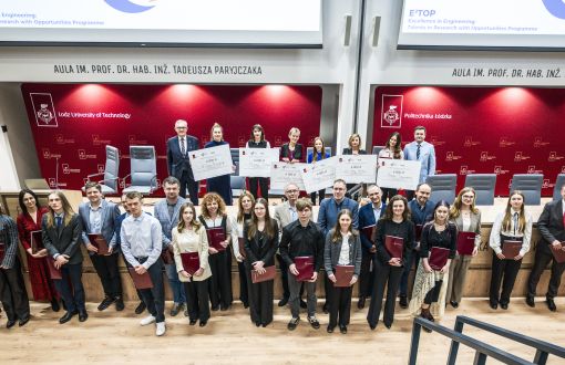 Uczestnicy programu E2TOP, studenci i opiekunowie ich projektów