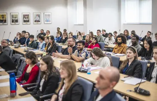 Spotkanie doktorantów ISD PŁ w sali konferencyjnej